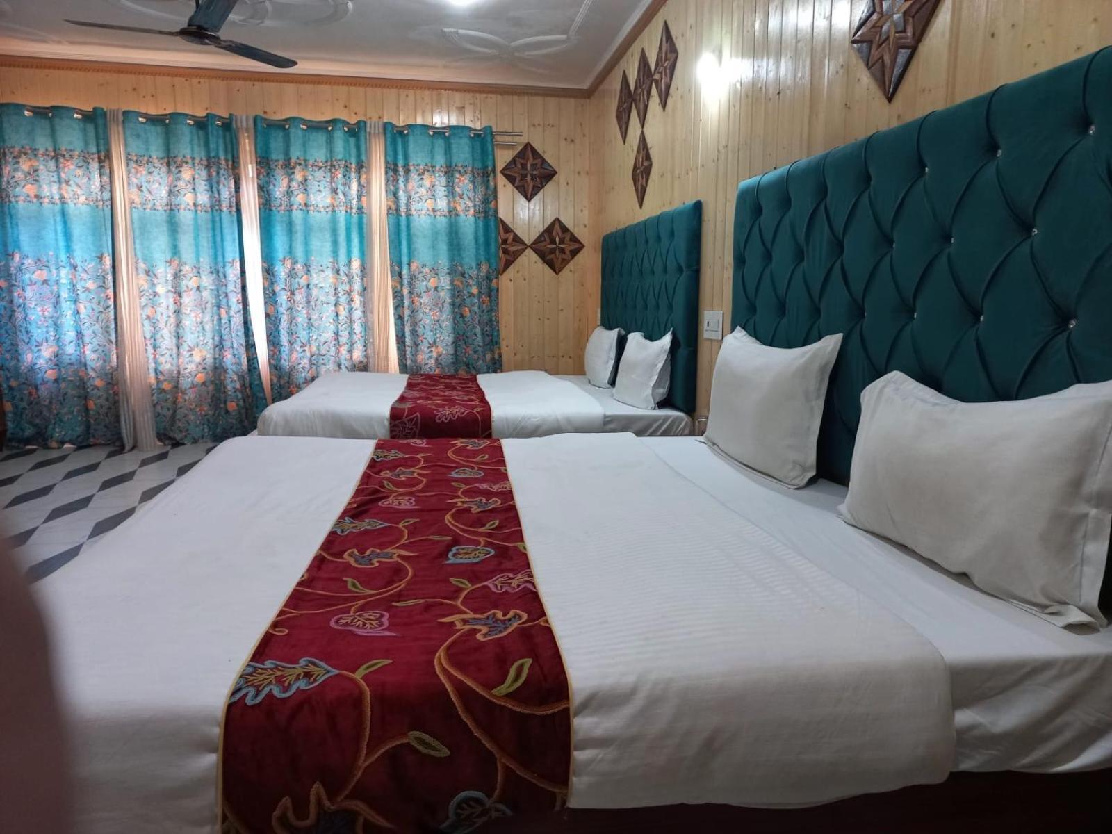 Srinagar Group Of Hotels Экстерьер фото